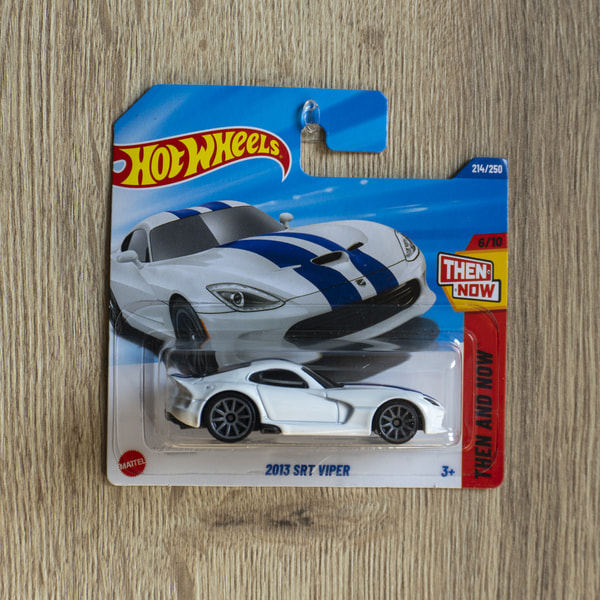 2013 SRT Viper